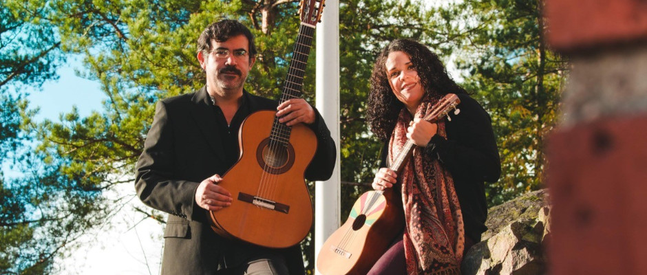 Duo Cantares - photo: Julio Giuseppi